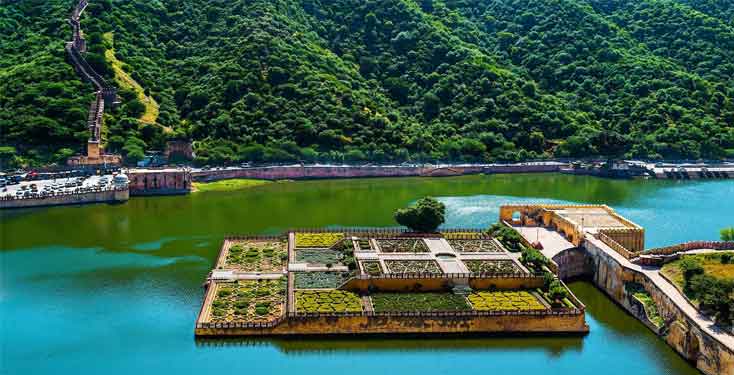 About Maota Lake